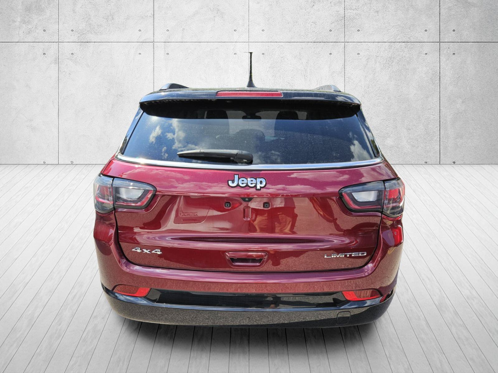 Used 2022 Jeep Compass Limited w/ Elite Group AWD/4WD image 9