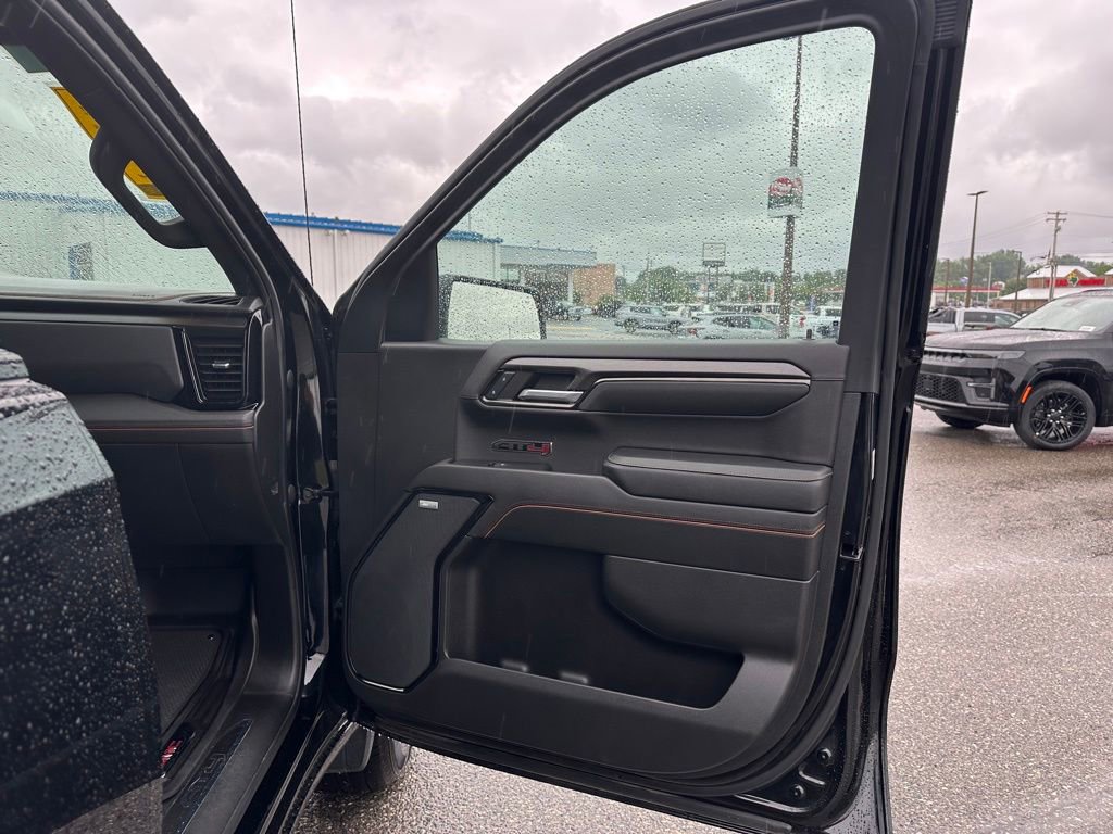 Used 2023 GMC Sierra 1500 AT4 AWD/4WD image 30
