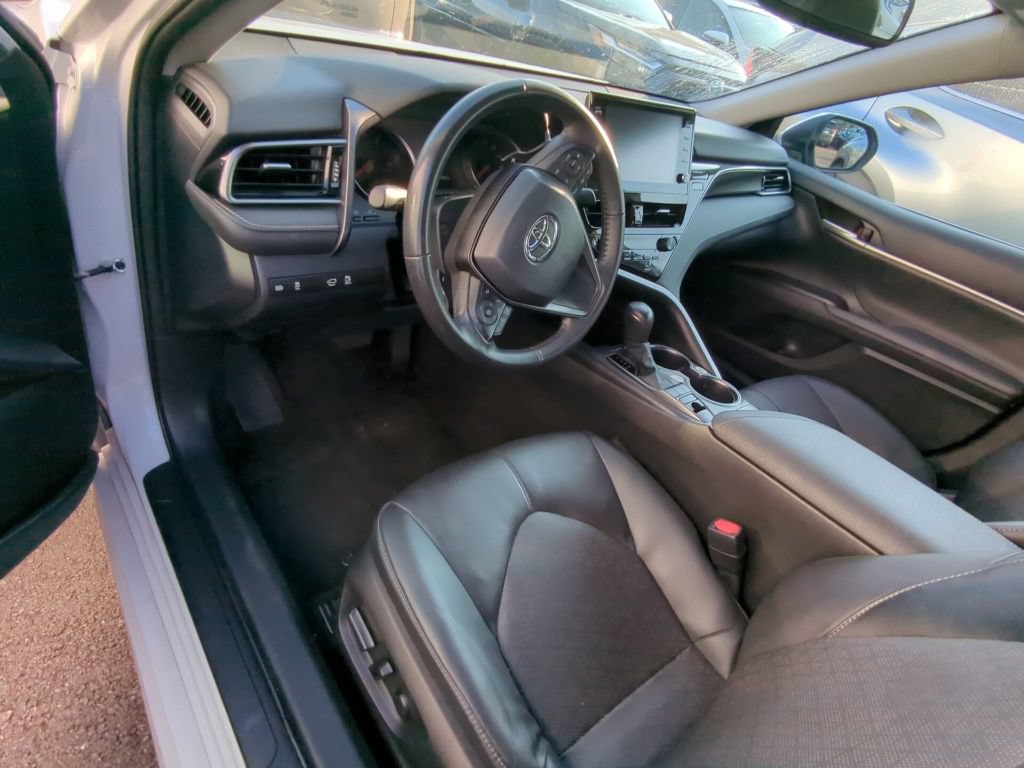 Used 2024 Toyota Camry XSE FWD image 7