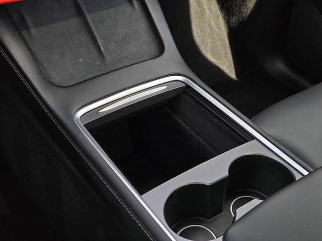 Used 2025 Tesla Model Y Long Range AWD/4WD image 26