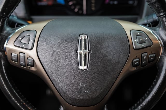 Used 2013 Lincoln MKX AWD image 25