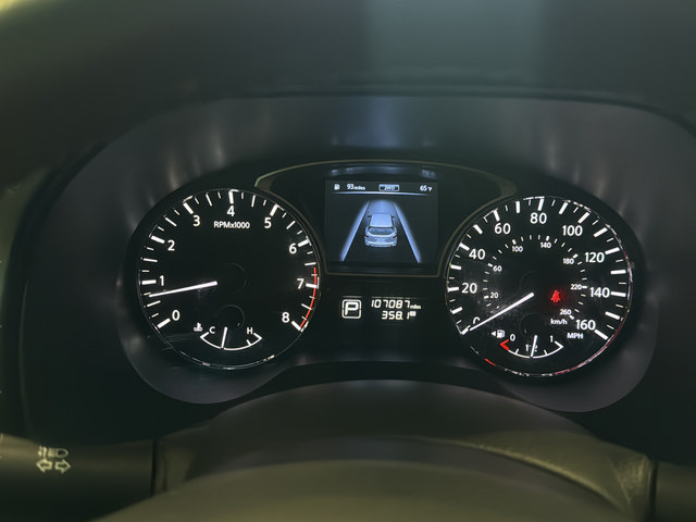 Used 2014 Nissan Pathfinder SL AWD/4WD image 27