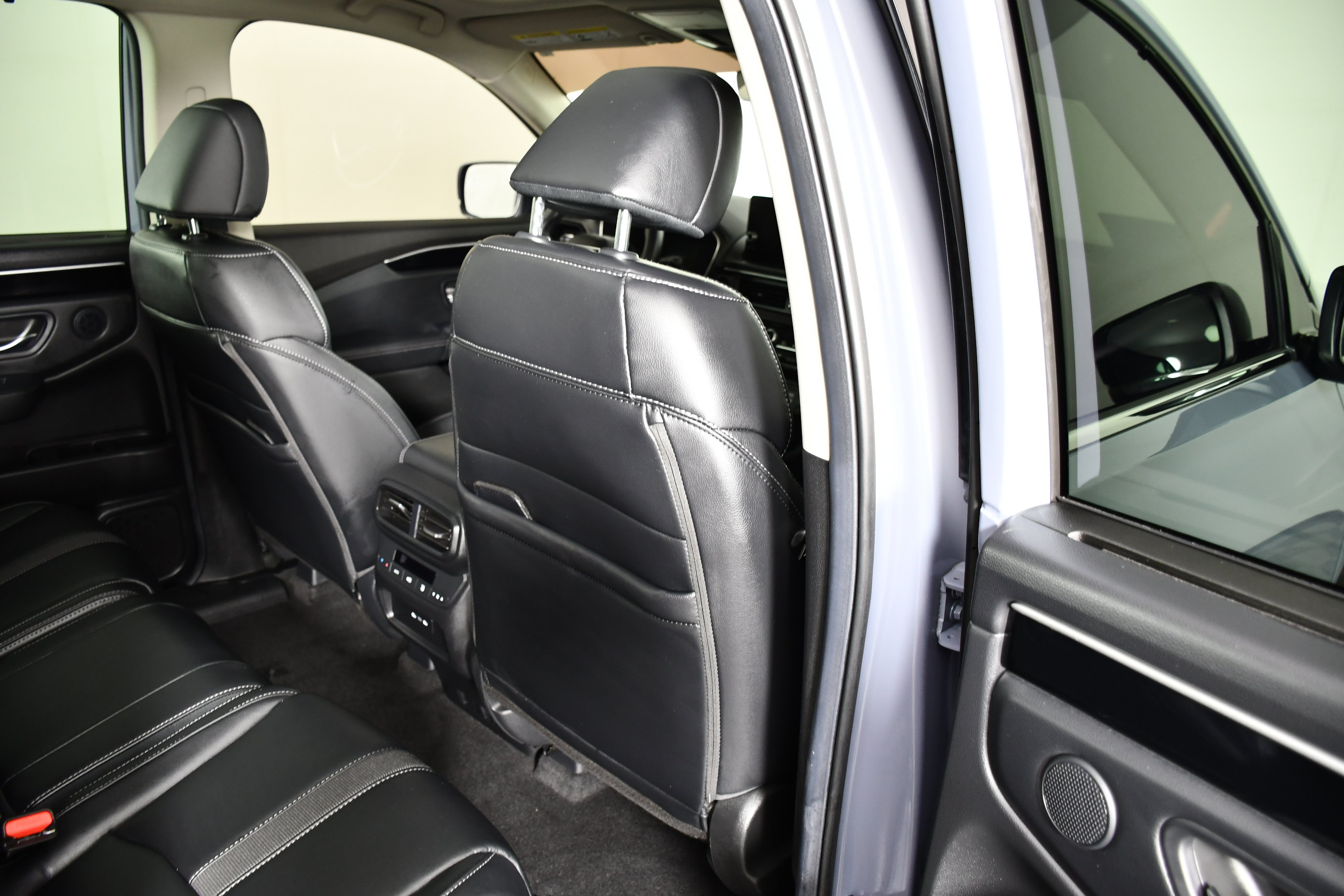 Used 2025 Honda Pilot Touring image 44