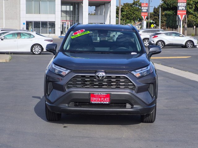 Used 2025 Toyota RAV4 XLE FWD image 2