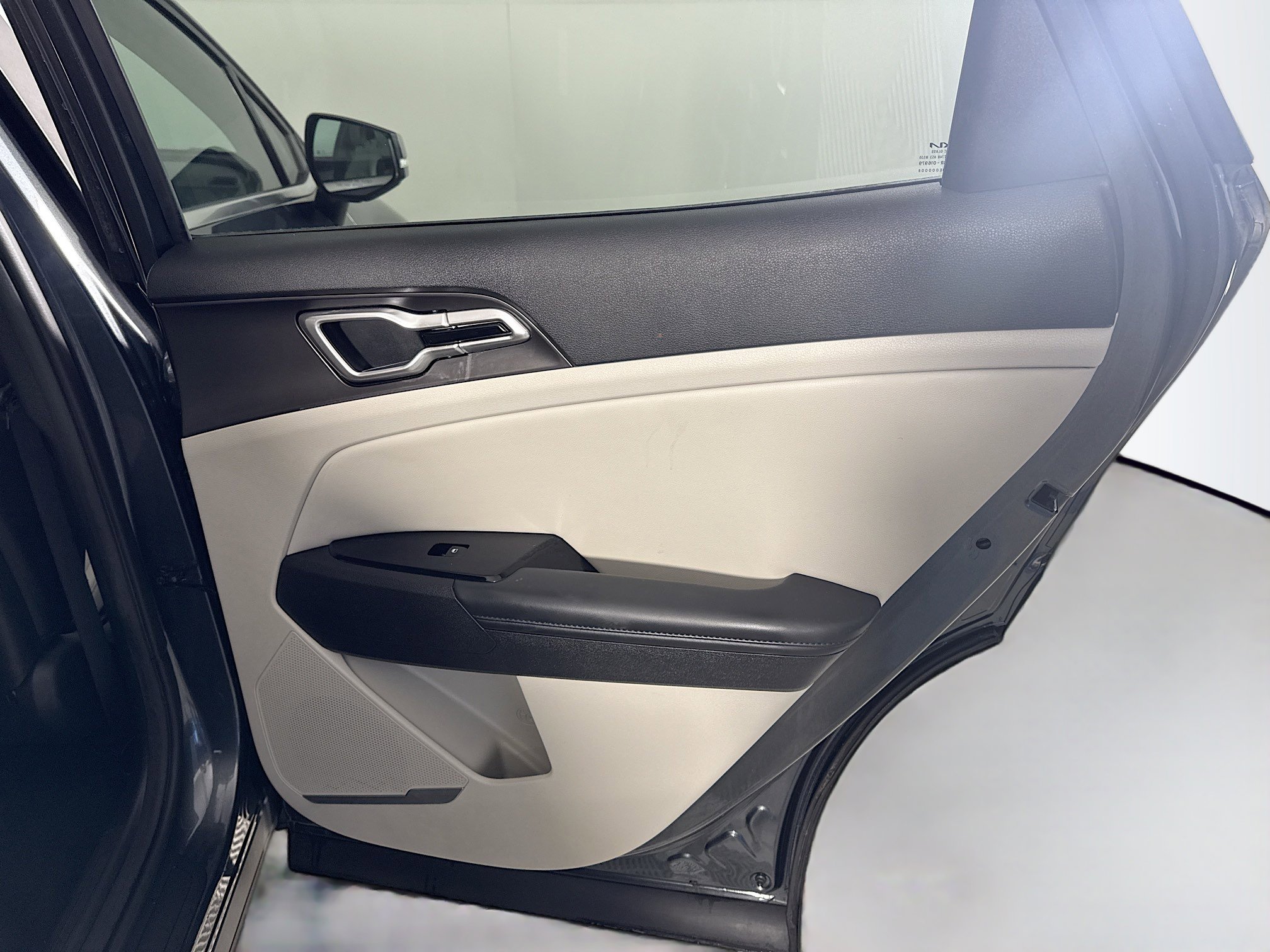 Used 2023 Kia Sportage EX FWD image 28