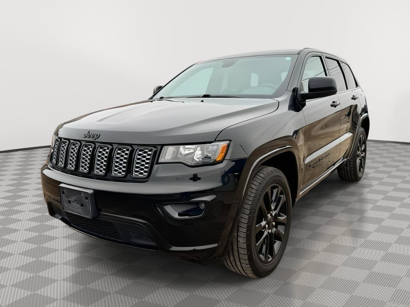 Used 2020 Jeep Grand Cherokee Altitude