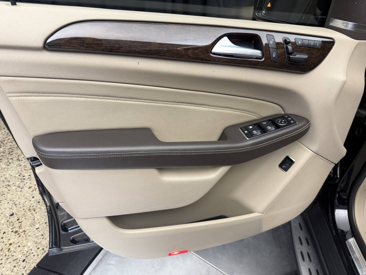 Used 2013 Mercedes-Benz ML 350 4MATIC image 18
