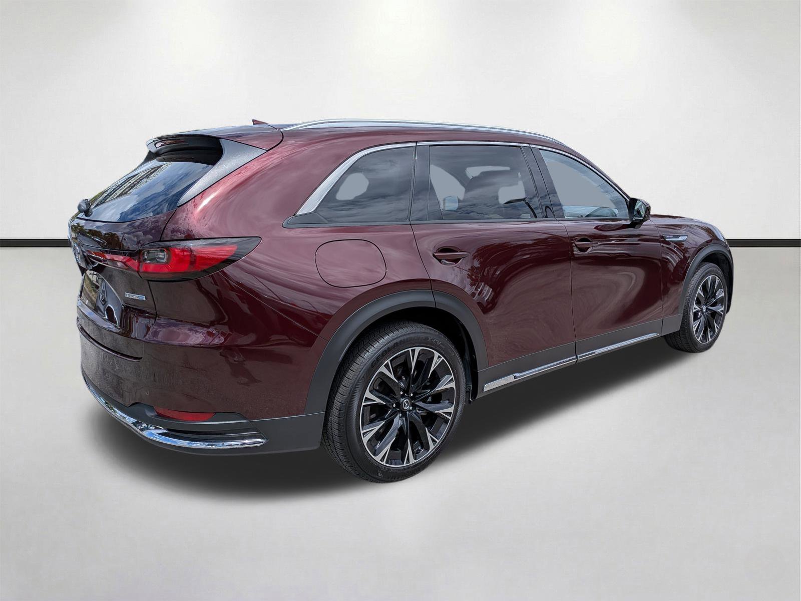 Certified 2024 MAZDA CX-90 Plug-In Hybrid w/ Premium Plus AWD/4WD image 4
