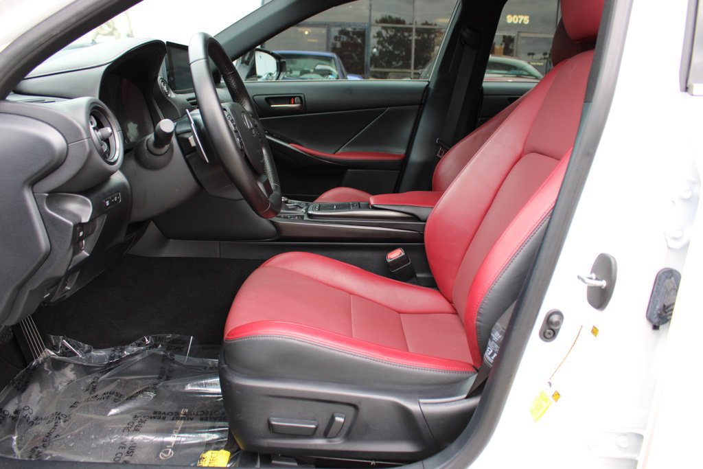 Used 2024 Lexus IS 350 F Sport RWD image 9