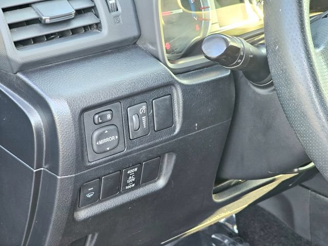 Used 2019 Toyota 4Runner SR5 AWD/4WD image 15