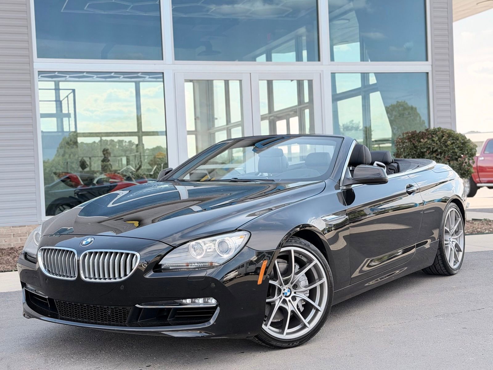Used 2012 BMW 650i Convertible RWD image 4