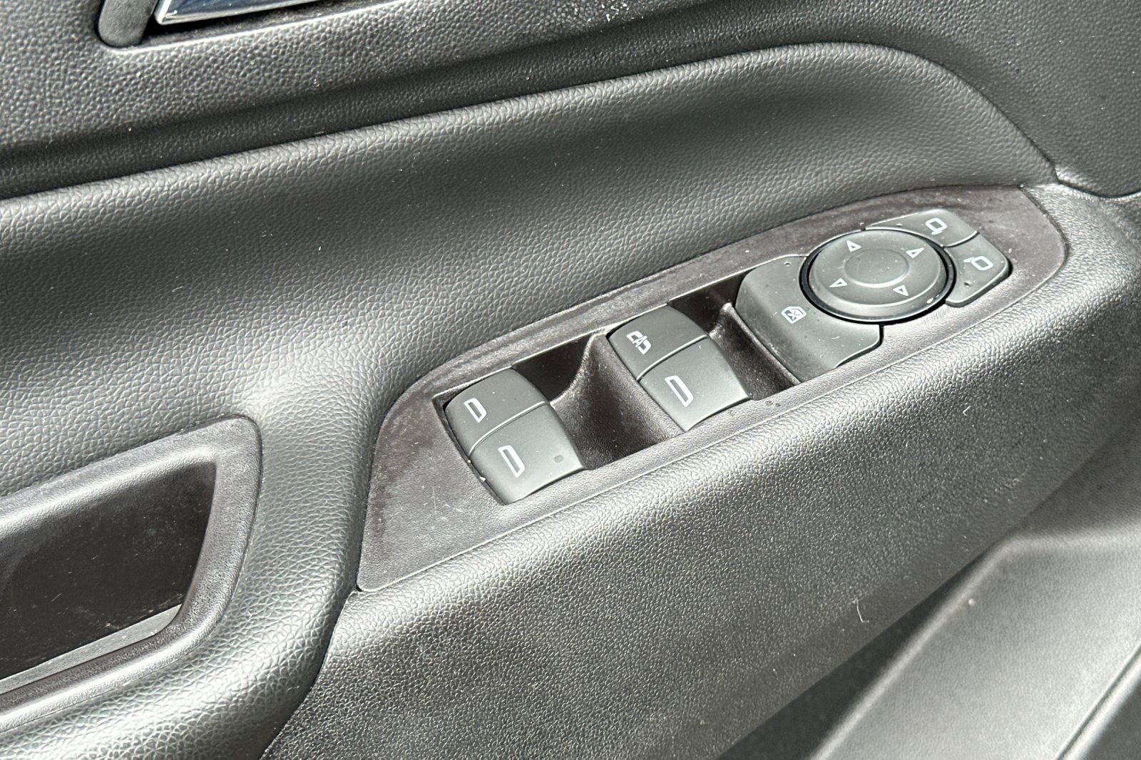 Used 2020 Chevrolet Equinox LT AWD/4WD image 12