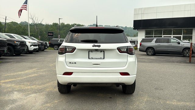 Certified 2023 Jeep Compass High Altitude w/ Driver Assist Group I AWD/4WD image 7
