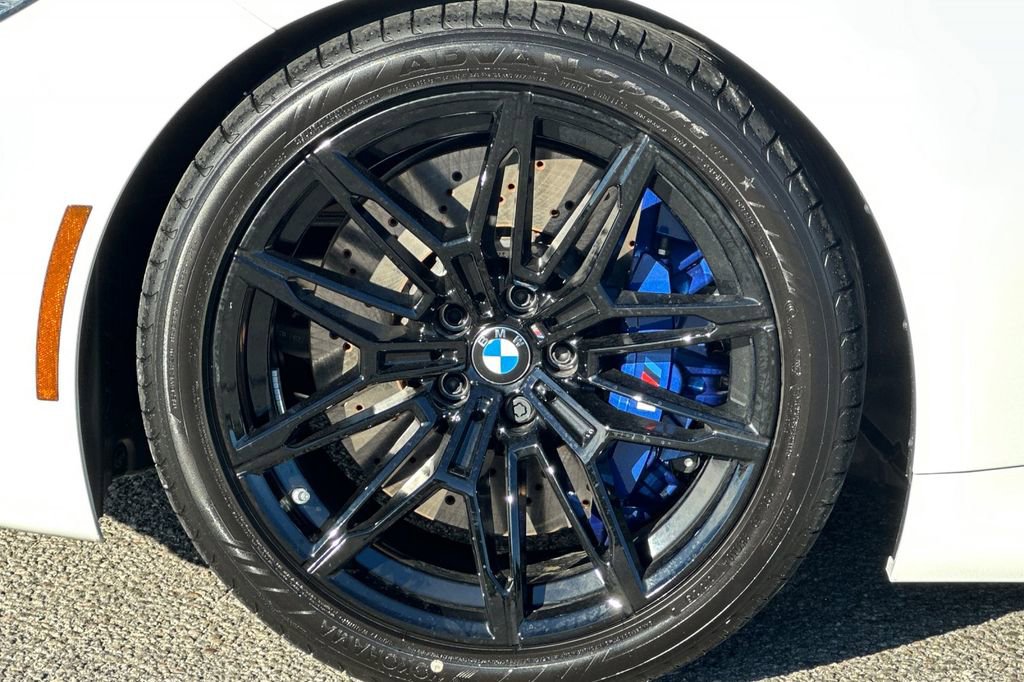 New 2026 BMW M2 w/ Lighting Package RWD image 32