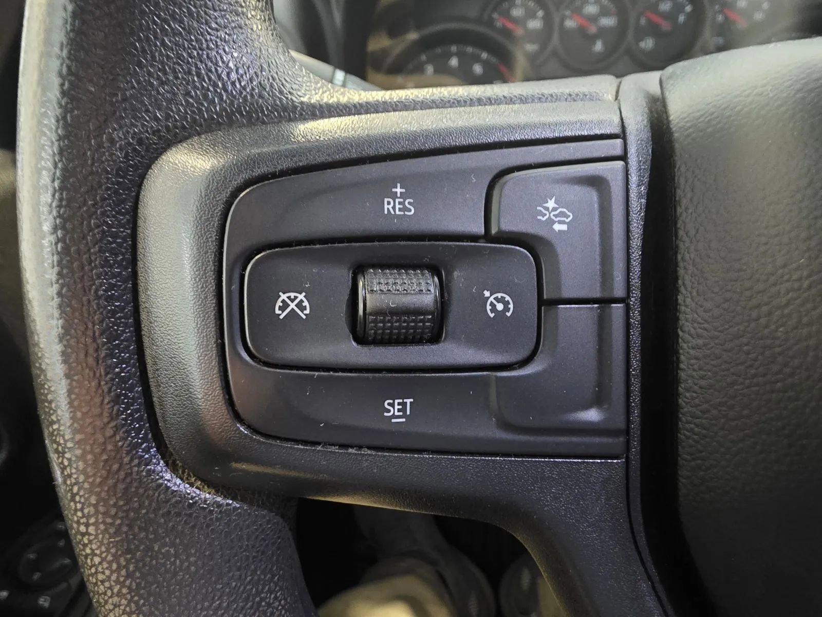 Used 2025 Chevrolet Silverado 2500 Custom w/ Custom Value Package AWD/4WD image 30