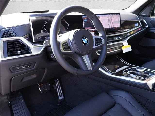 New 2026 BMW X5 xDrive40i w/ M Sport Package AWD/4WD image 3