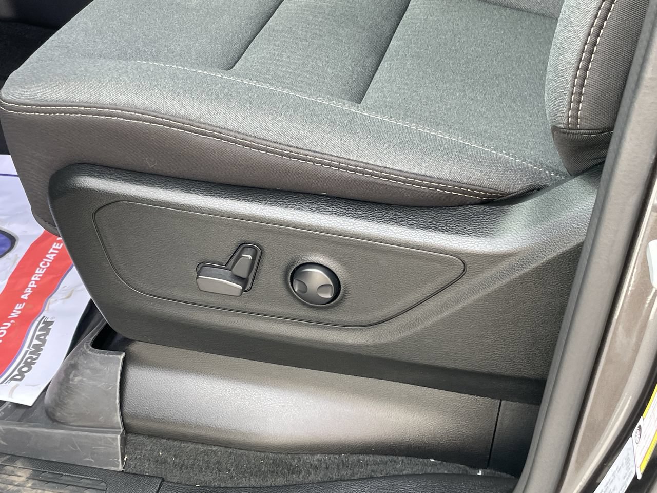 Used 2023 RAM 1500 Big Horn AWD/4WD image 28