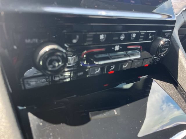 Used 2023 Jeep Grand Cherokee L Overland AWD/4WD image 42