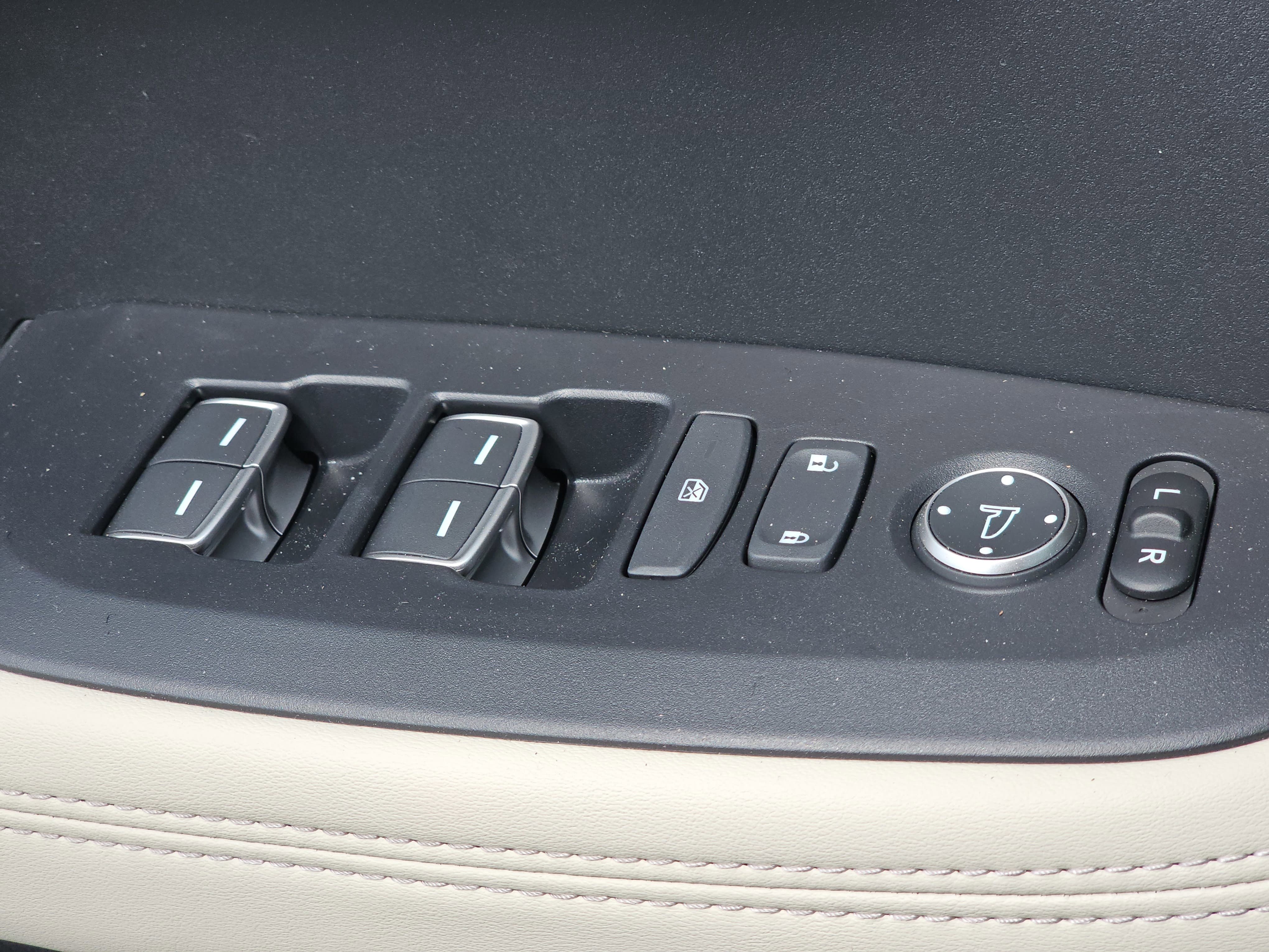Used 2025 Acura ADX A-Spec AWD/4WD image 23