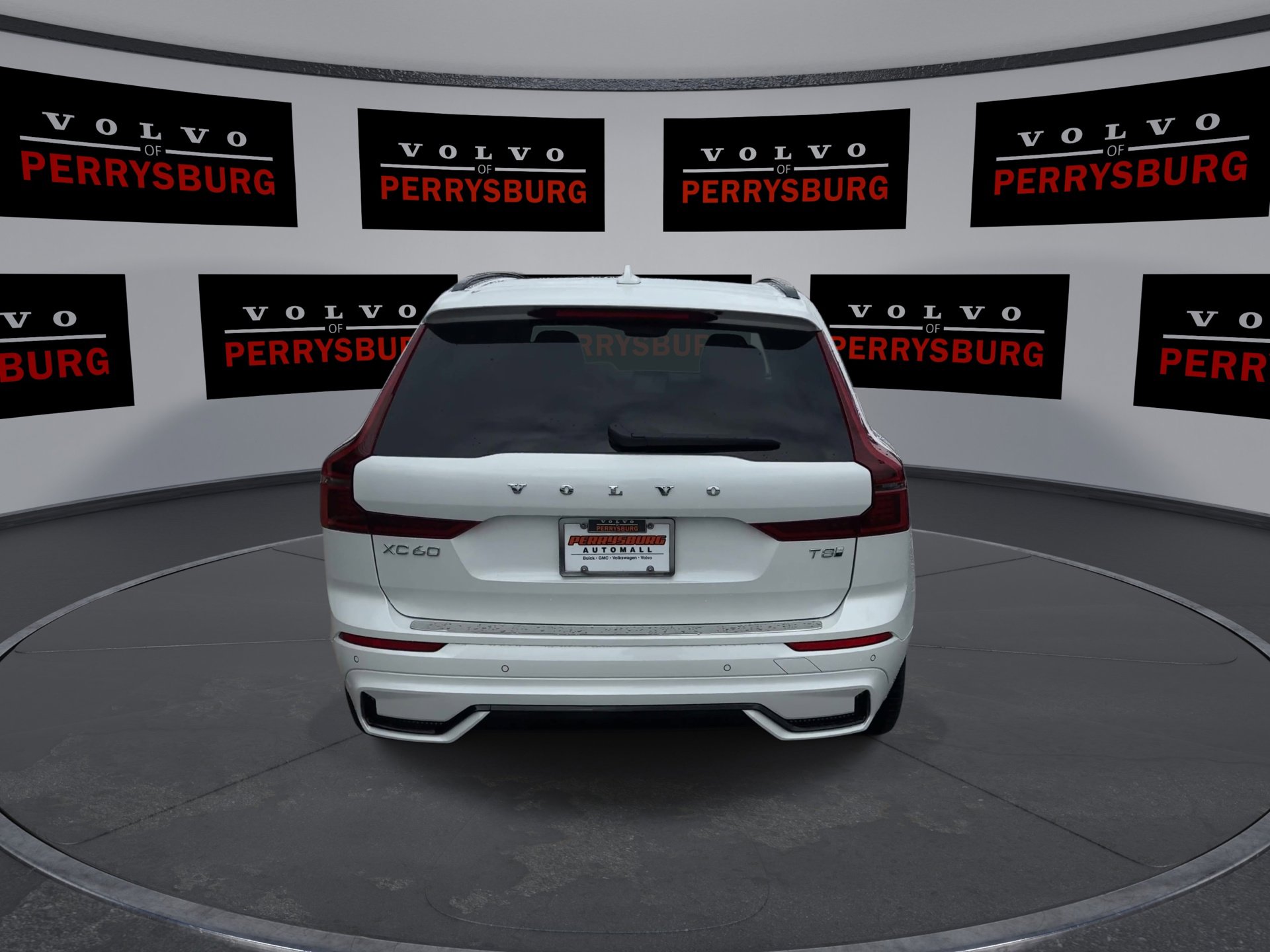 New 2026 Volvo XC60 T8 Ultra w/ Protection Package Premier image 7