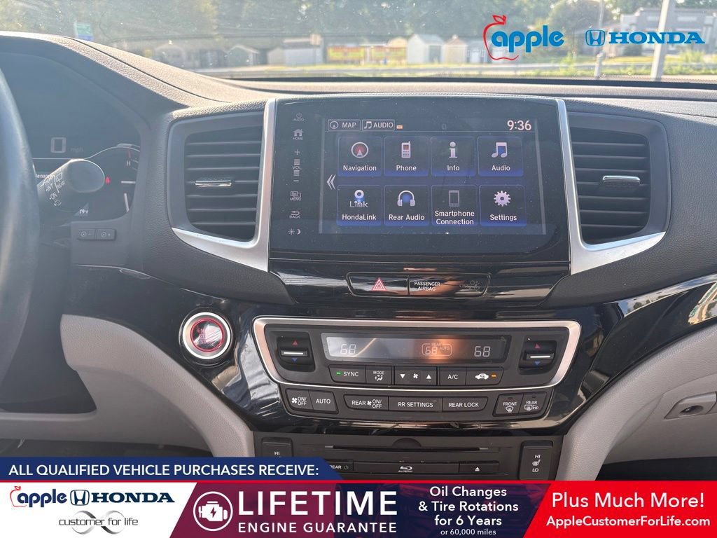 Used 2017 Honda Pilot Touring image 8