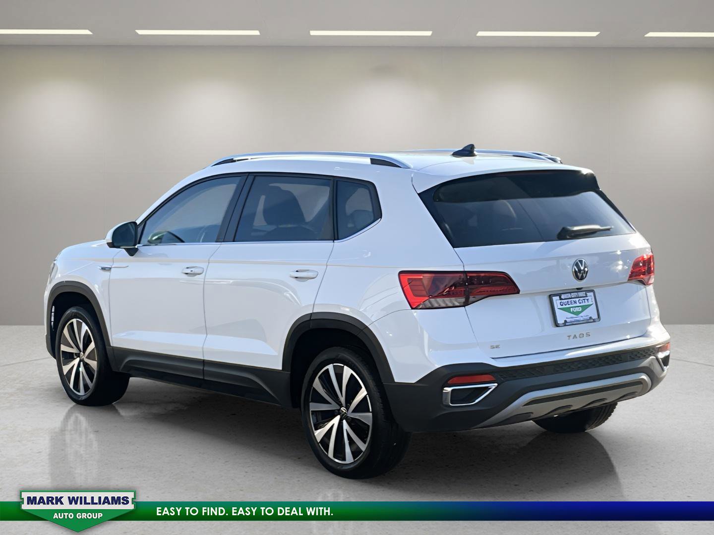 Used 2024 Volkswagen Taos SE image 5