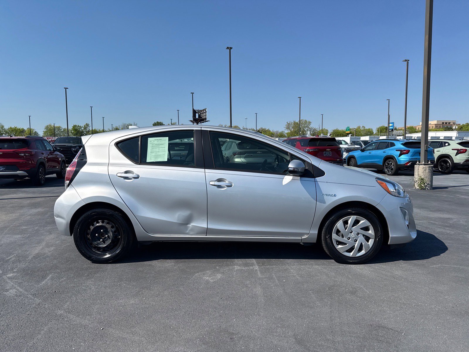 Used 2015 Toyota Prius C Two image 2