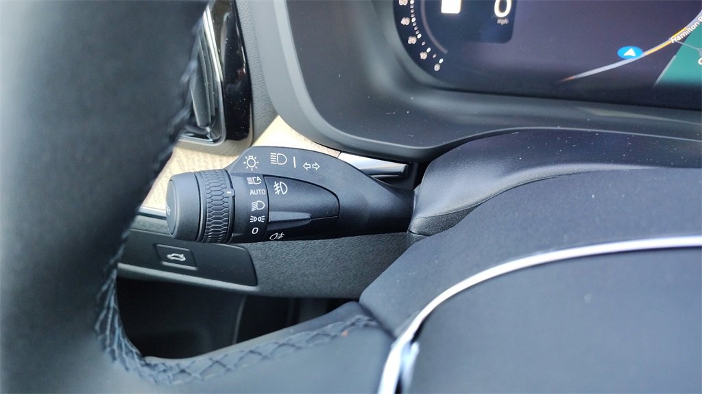 New 2026 Volvo XC60 B5 Plus w/ Protection Package Premier image 16