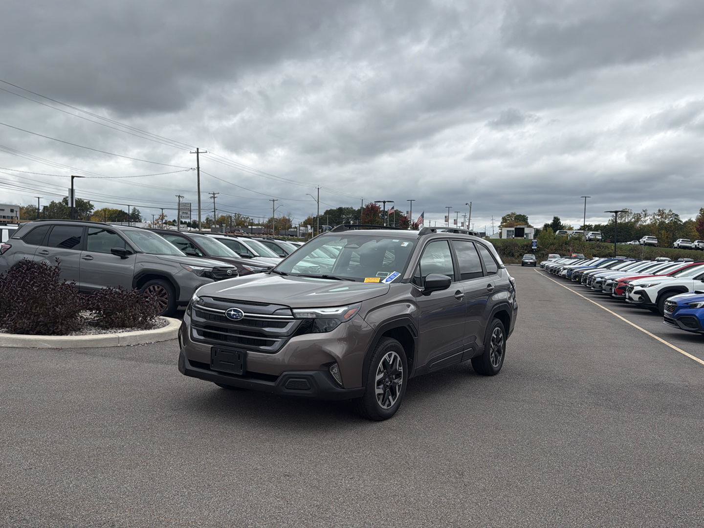 Used 2025 Subaru Forester Premium AWD/4WD image 4