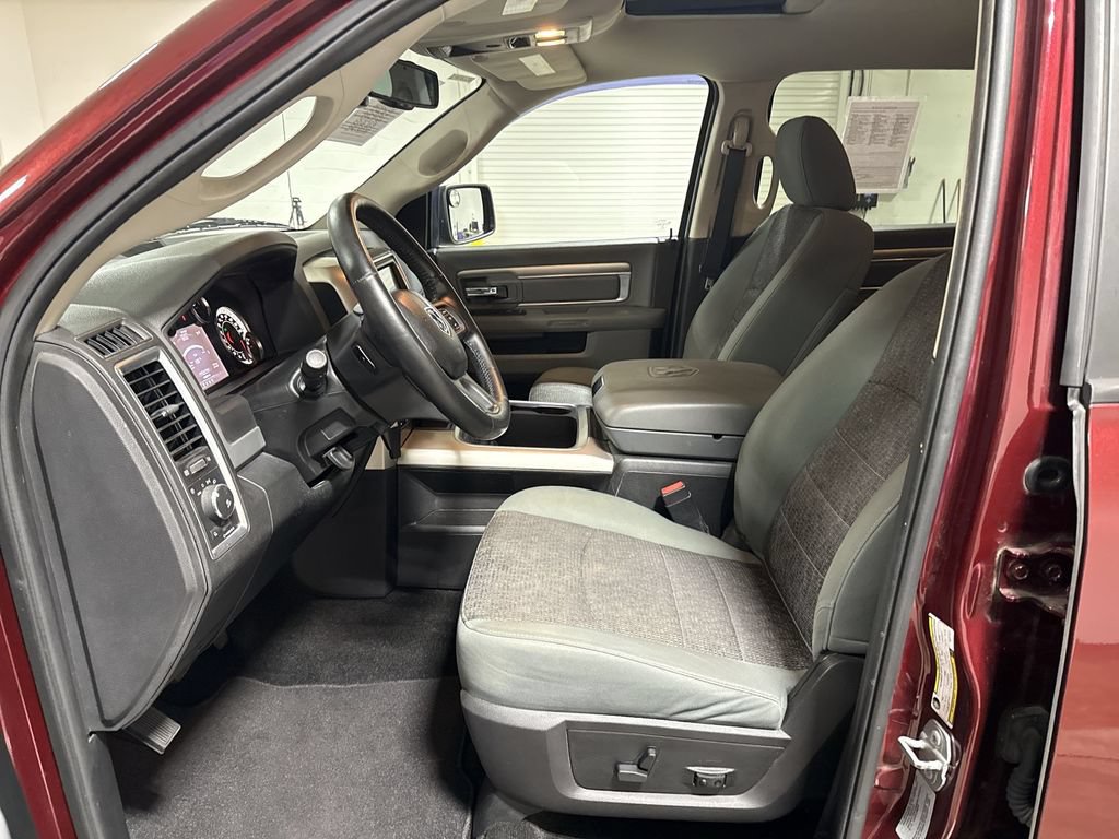 Used 2016 RAM 1500 Big Horn AWD/4WD image 21