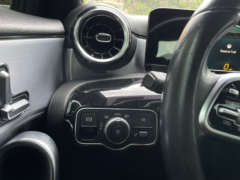 Used 2020 Mercedes-Benz A 220 image 13