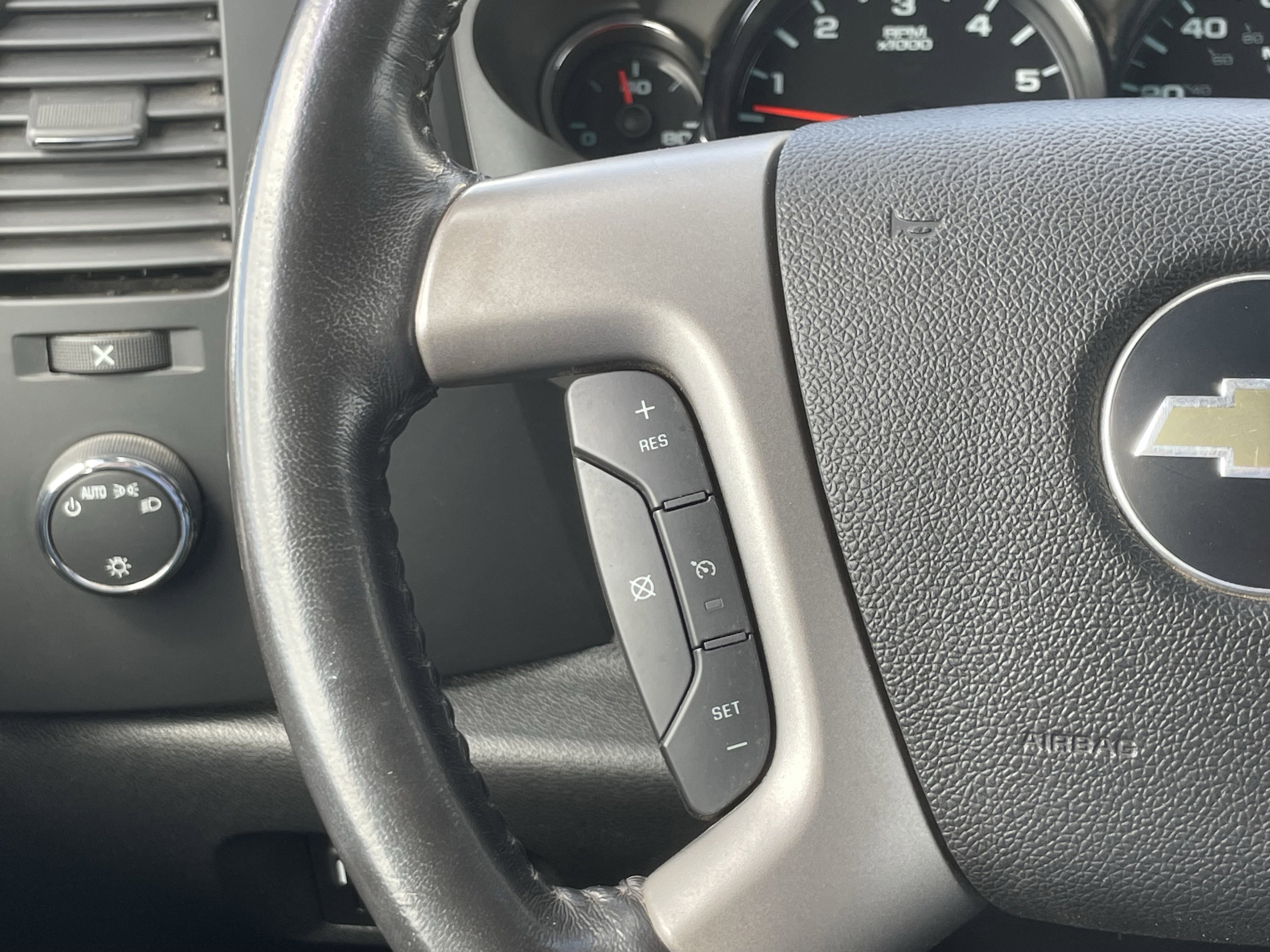 Used 2010 Chevrolet Silverado 2500 LT AWD/4WD image 18