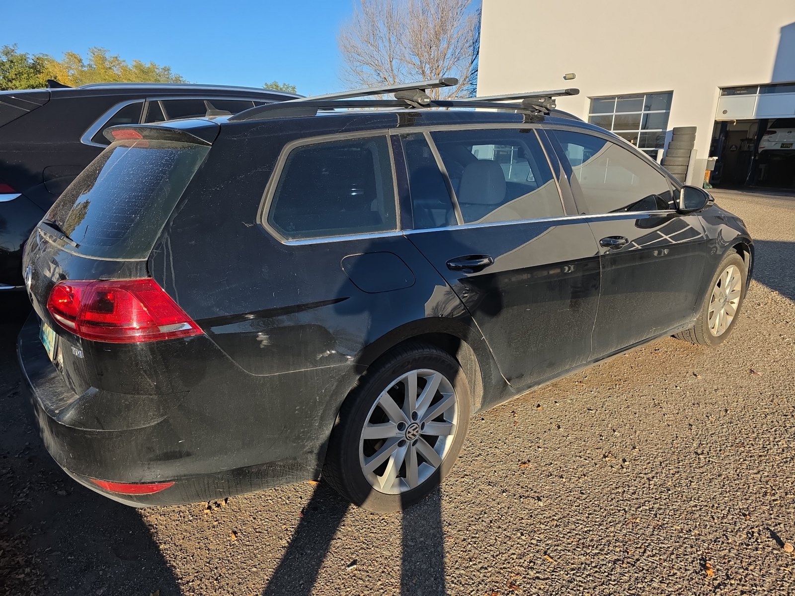 Used 2015 Volkswagen Golf TDI S FWD image 4
