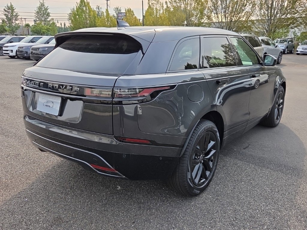 New 2026 Land Rover Range Rover Velar Dynamic SE image 7