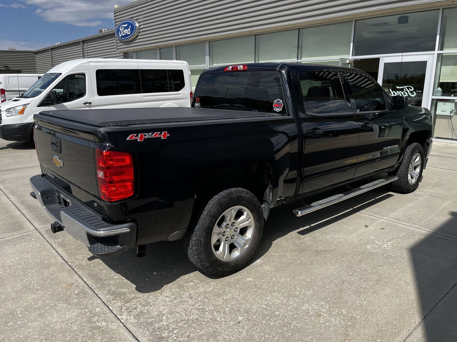 Used 2017 Chevrolet Silverado 1500 LT w/ All Star Edition AWD/4WD image 3