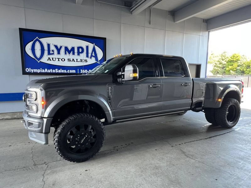 Used 2024 Ford F450 Lariat w/ Lariat Ultimate Package AWD/4WD image 1