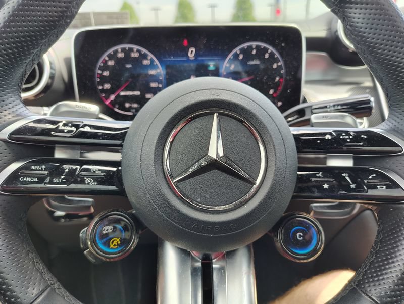 Used 2025 Mercedes-Benz GLC 43 AMG 4MATIC image 14