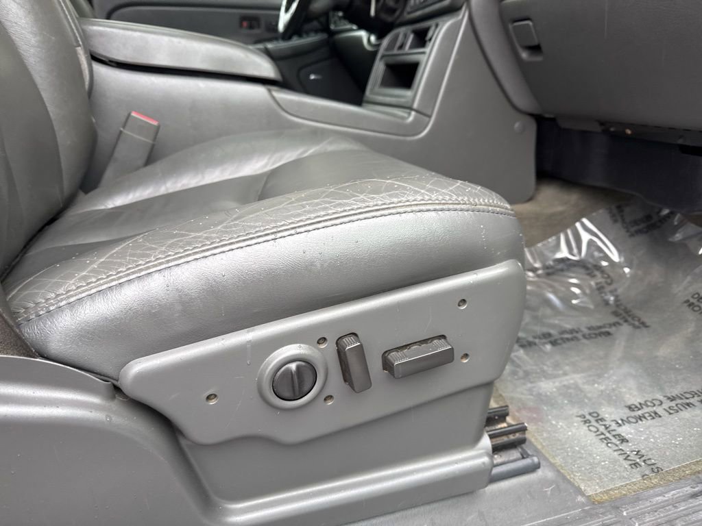 Used 2007 GMC Sierra 2500 SLT image 25