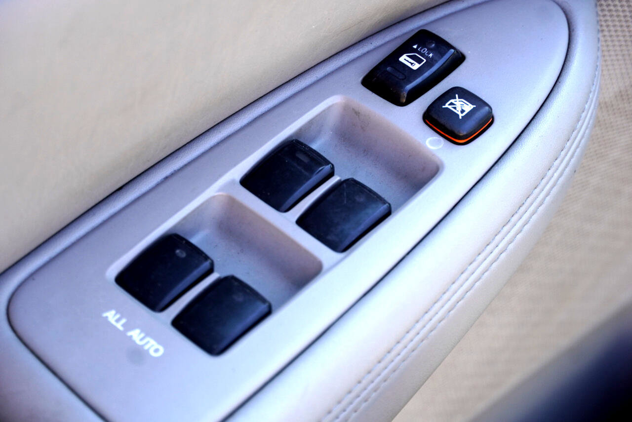 Used 2006 Lexus ES 330 image 16