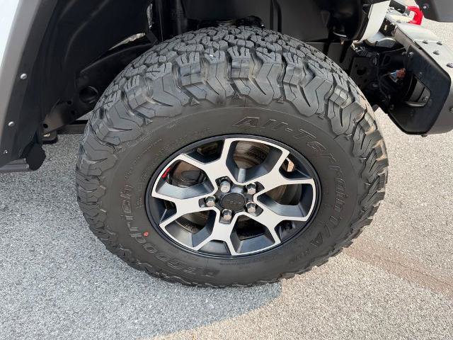 Used 2021 Jeep Wrangler Rubicon AWD/4WD image 10