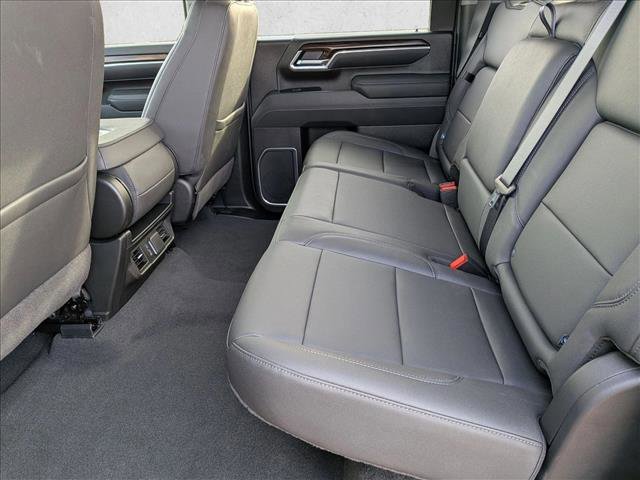 Used 2026 GMC Sierra 2500 SLT image 17