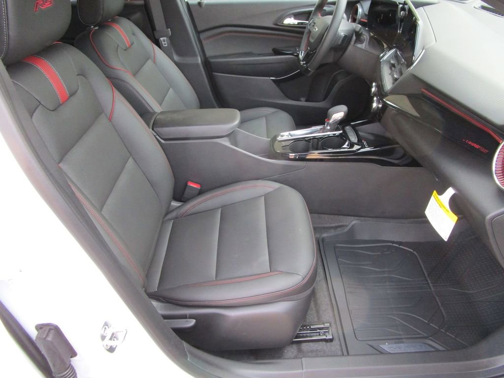 New 2026 Chevrolet Trax RS image 15