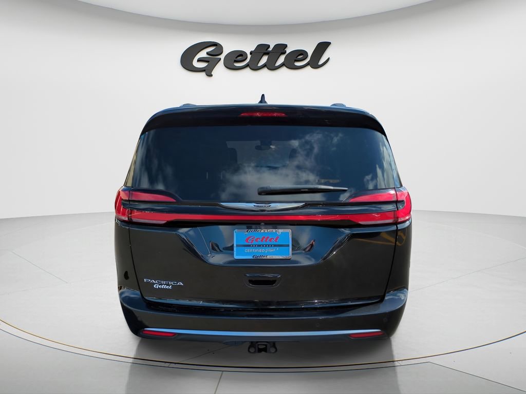 Used 2022 Chrysler Pacifica Pinnacle image 4
