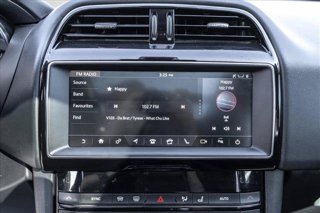 Used 2020 Jaguar F-PACE Premium AWD/4WD image 16
