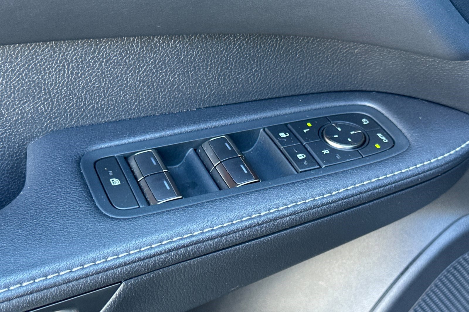 Used 2023 Lexus RX 350 Premium Plus w/ Cold Area Package image 13