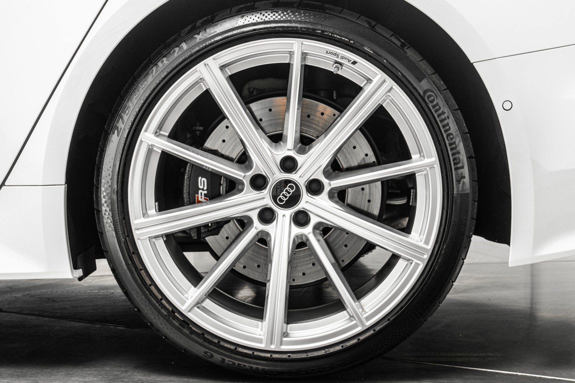 Used 2025 Audi RS 6 performance AWD/4WD image 11