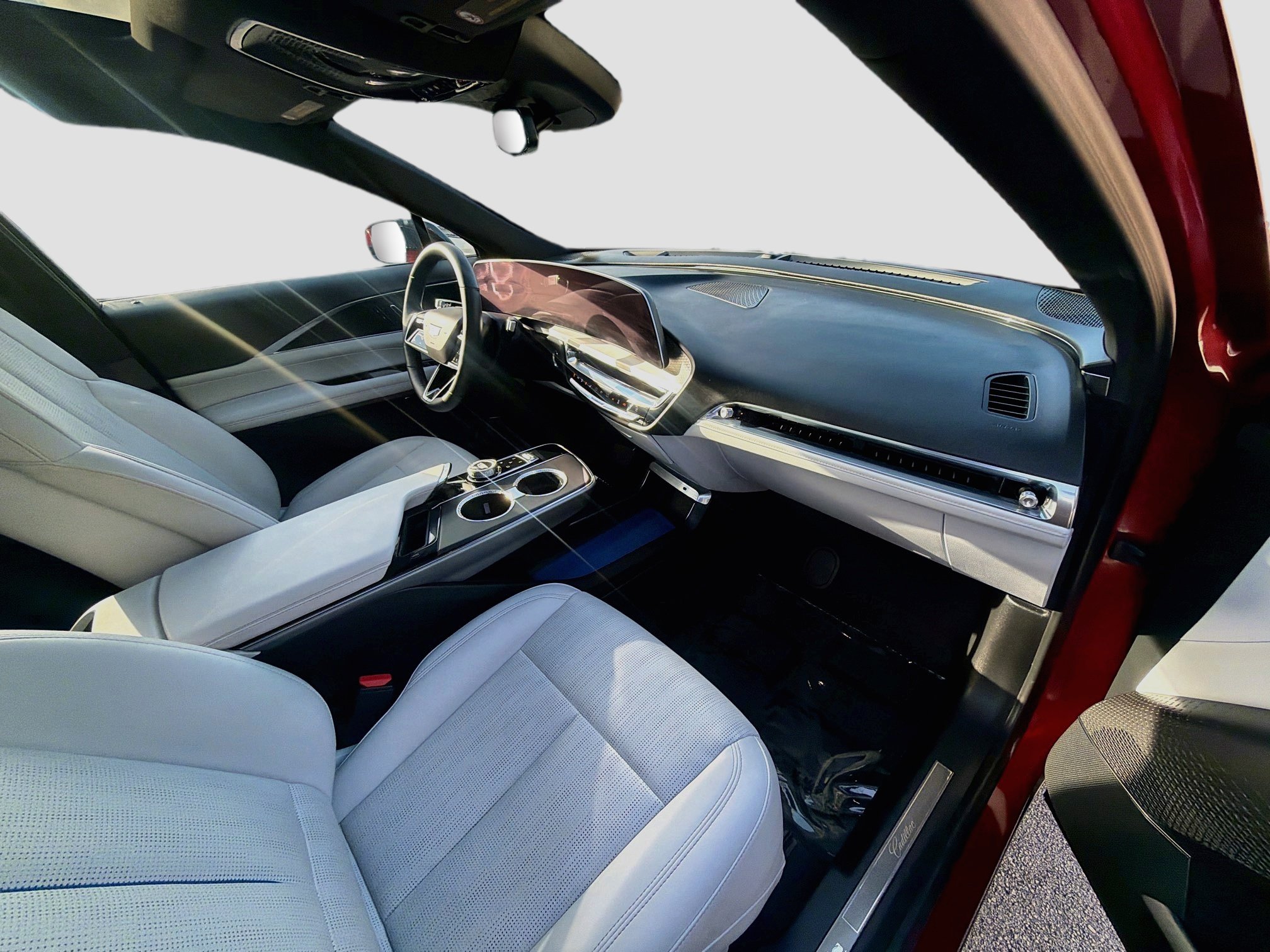 Used 2024 Cadillac Lyriq Sport RWD image 29