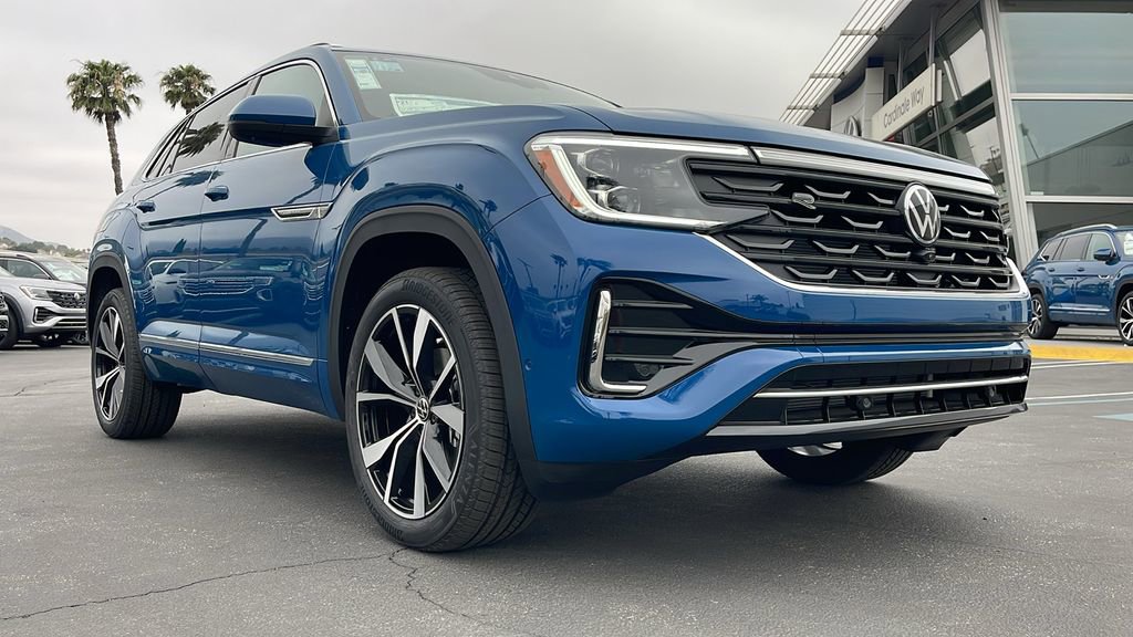 New 2025 Volkswagen Atlas Cross Sport SEL Premium R-Line image 5