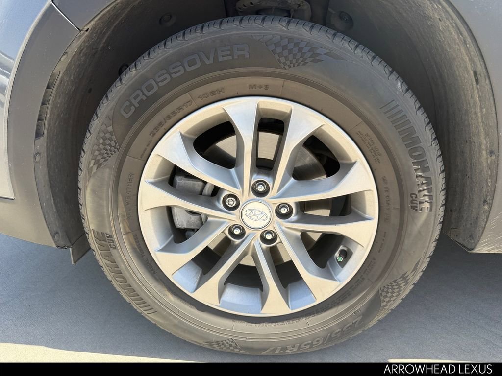 Used 2019 Hyundai Santa Fe SEL FWD image 10