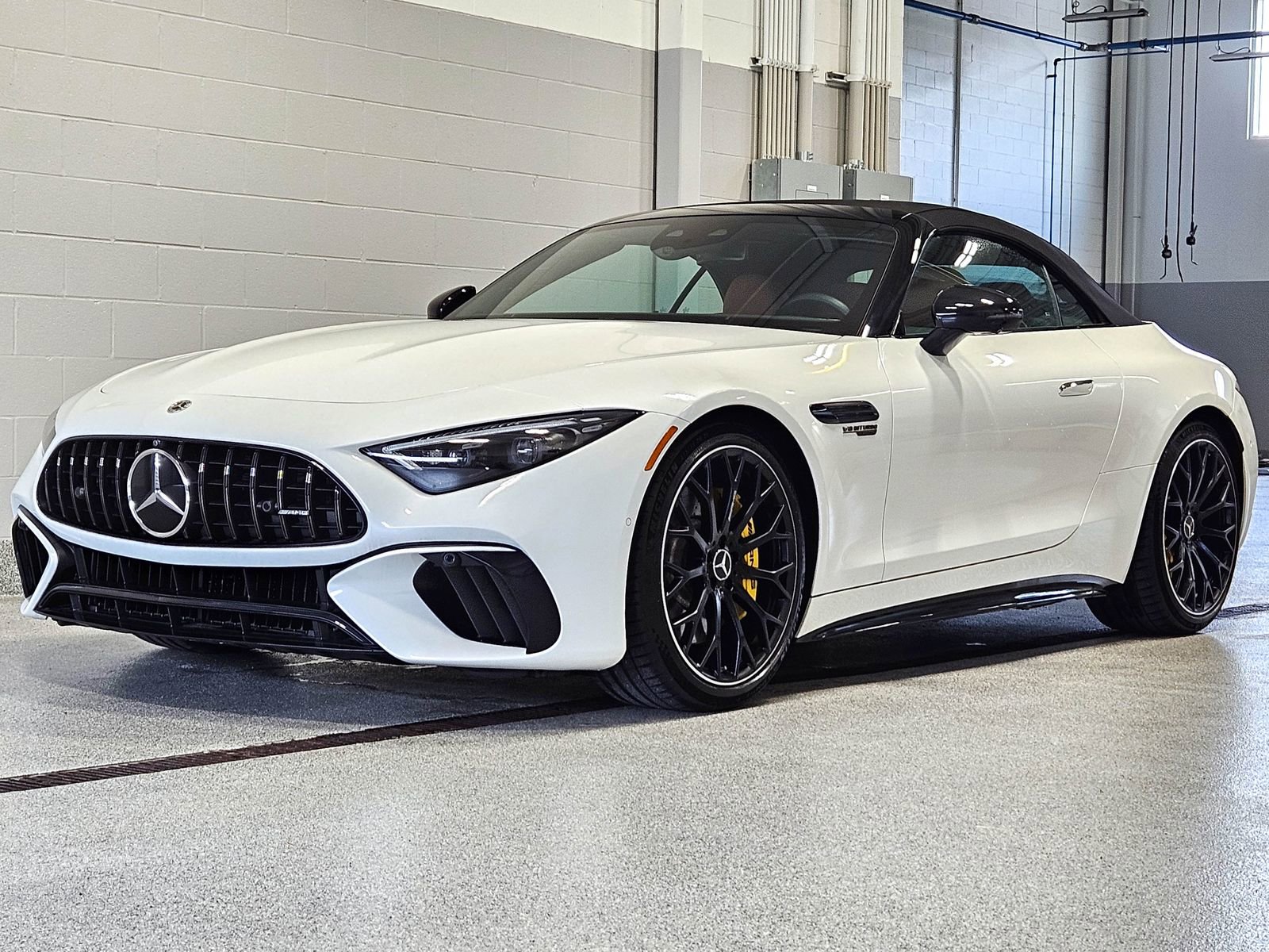 Used 2022 Mercedes-Benz SL 63 AMG 4MATIC image 6